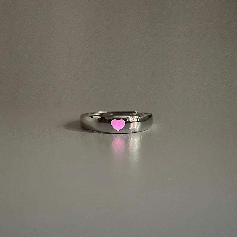 Heart-shaped glow rings